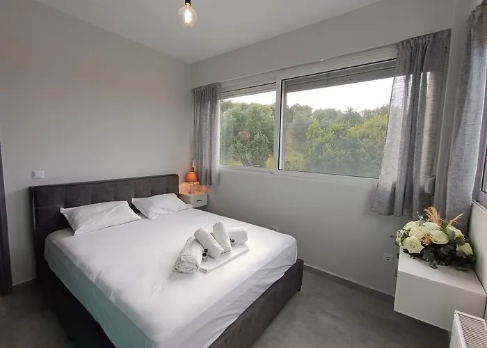 The Project * Ágios Ioánnis